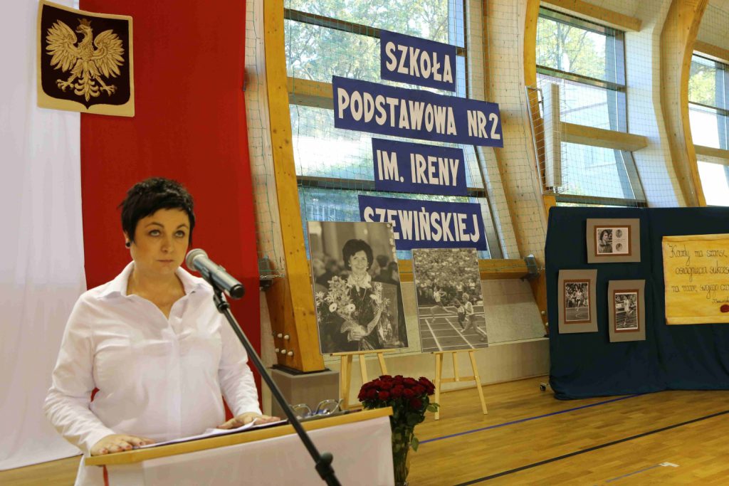 Uroczystość nadania szkole imienia Ireny Szewińskiej 13